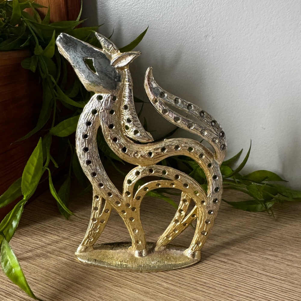 Elegant Gold Horse Earring Holder